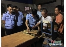 万载县查处一非法加工烟花半成品的地下作坊