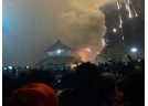 印度寺庙发生大火近300死伤 系燃放烟花炮竹造成
